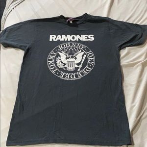 EUC Ramones Shirt